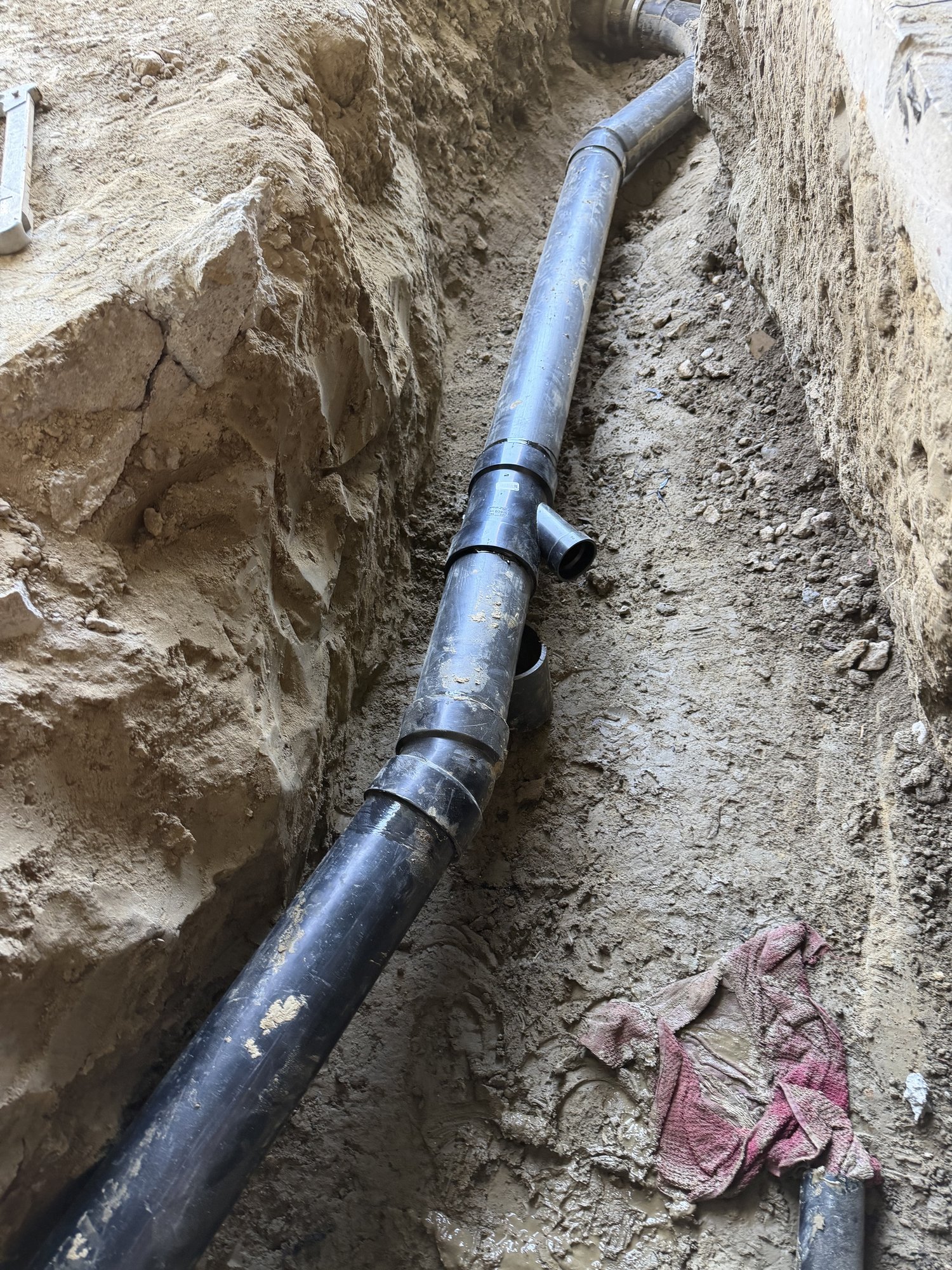 Plumbing joint connected